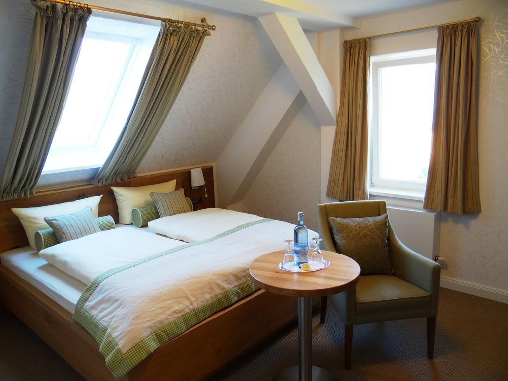 Hotel Und Restaurant Am Peenetal Liepen  Phòng bức ảnh